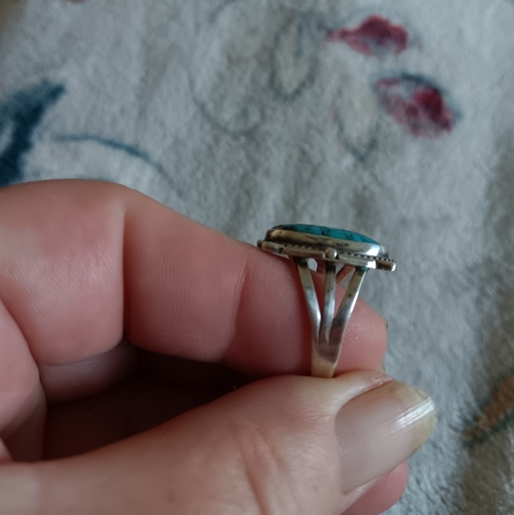Final Markdown!!! Sterling and Turquoise Ring - Picture 2 of 6